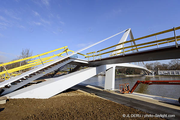 Liège - passerelle sur la Meuse